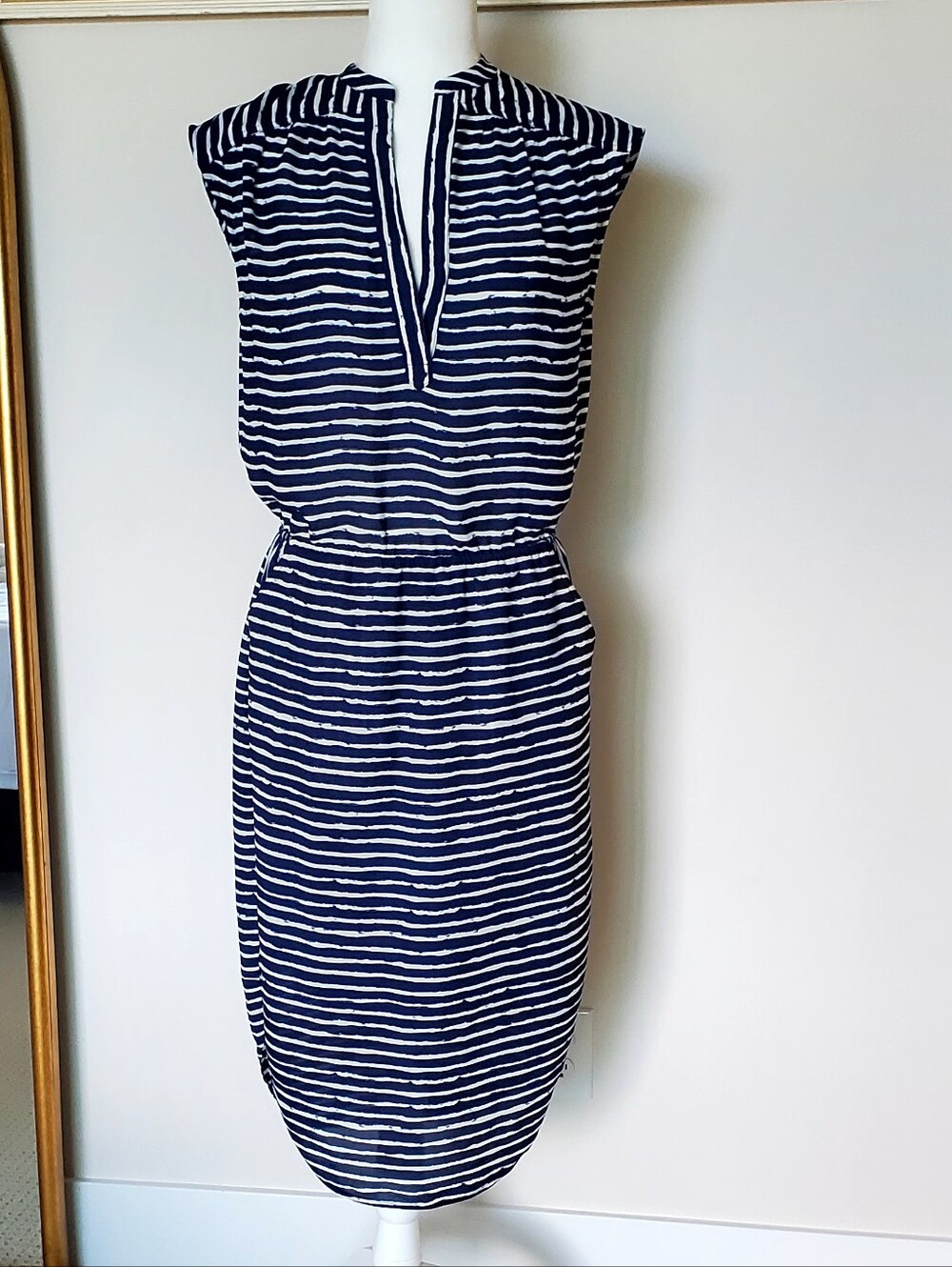 Banana Republic MIA Coastal Blue/White Stripe Sleeveless Midi Dress 6P LIKE NEW